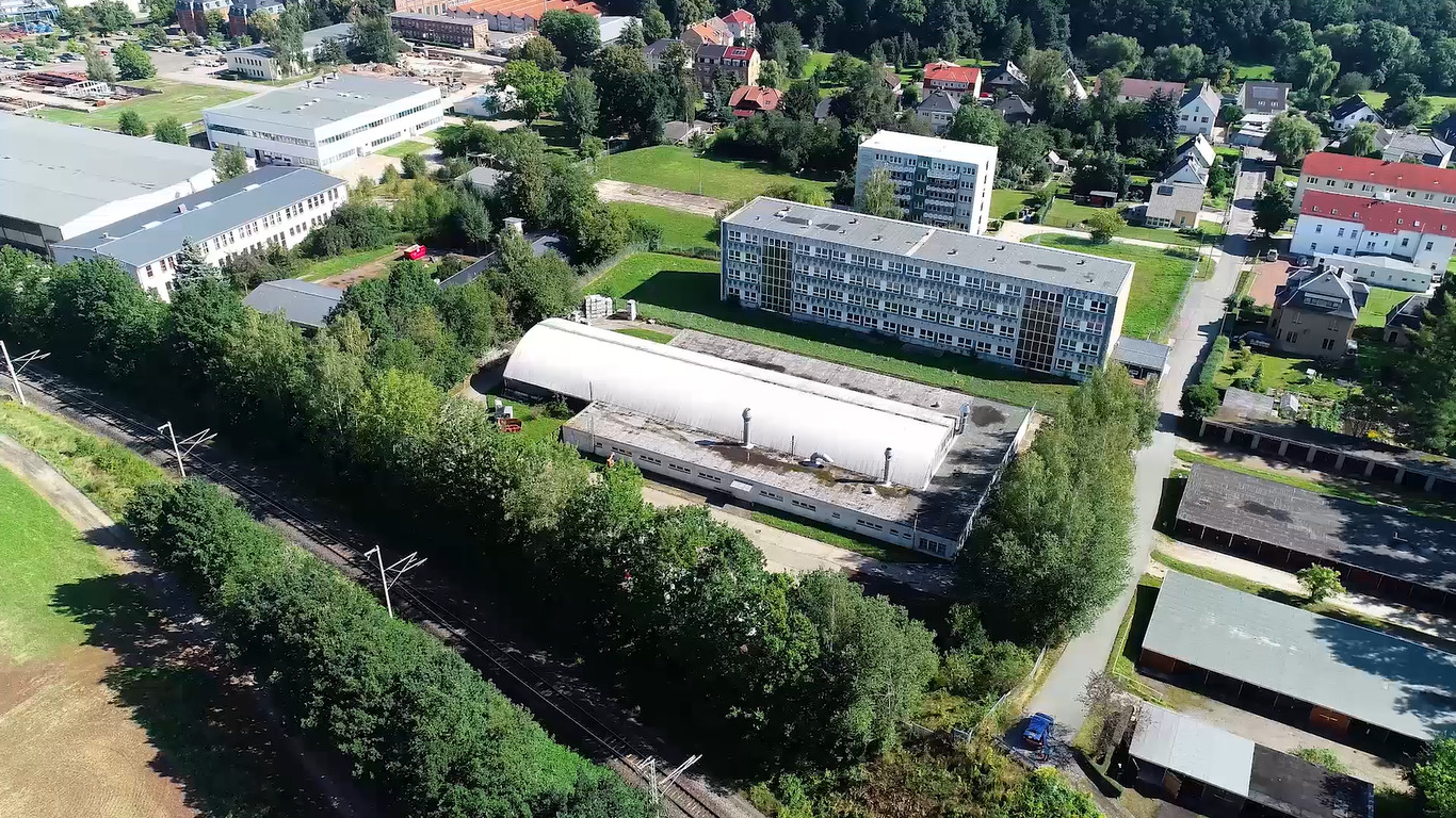Unsere Lackierhalle in Sachsen aus der Vogelperspektive